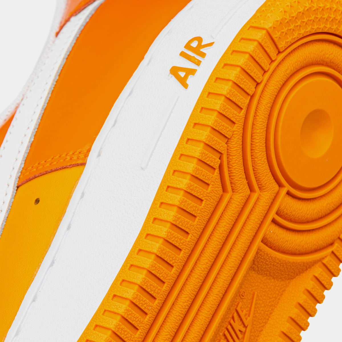 Air Force 1 '07 LV8 Mens Basketball Shoes (Orange/White)