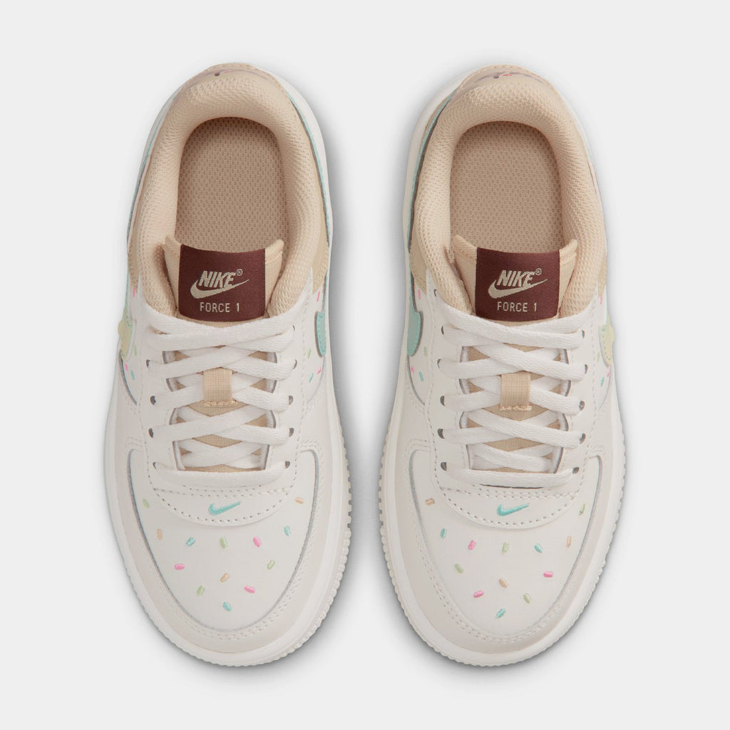 Force 1 Low Preschool Lifestyle Shoes (Sail/Sesame/Bleached Turquoise/Multi-Color)