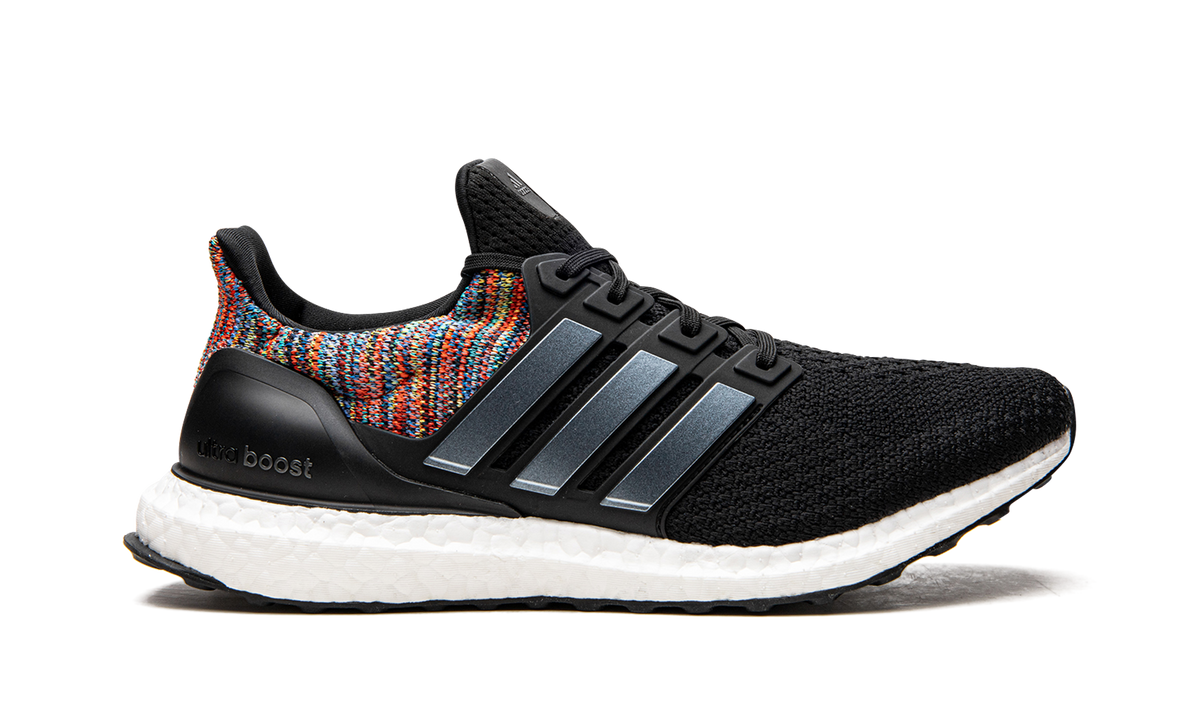 UltraBoost DNA "Black Night Metallic" FZ3807