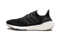 ULTRABOOST 22 WMNS "Black" GX5591