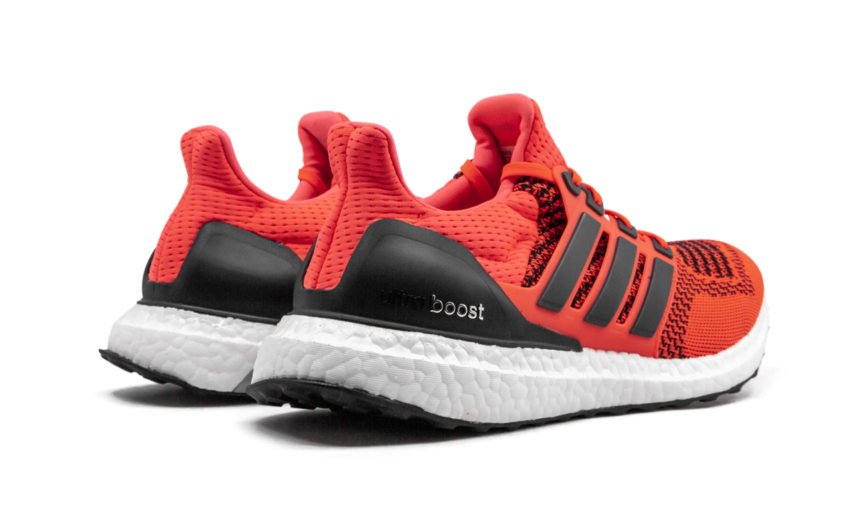 UltraBOOST "Solar Red" FU6648