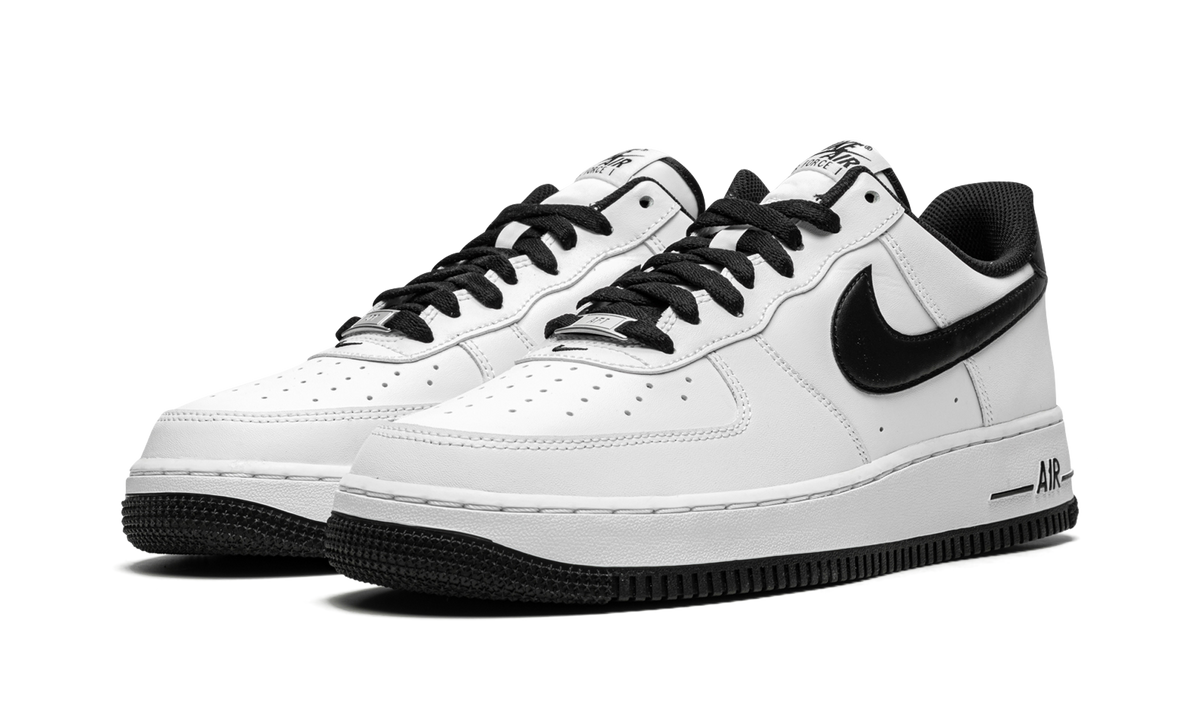 Air Force 1 '07 "White / Black" DH7561 102