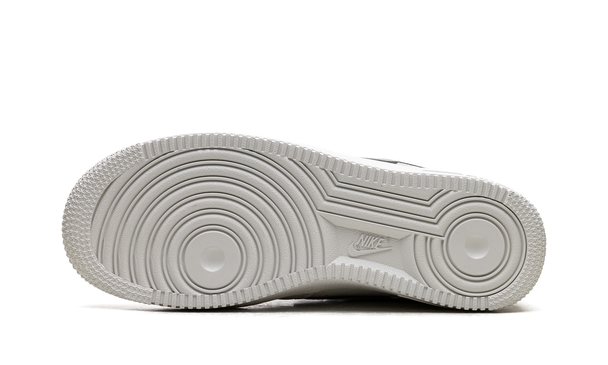 Air Force 1 Low "Year of the Snake" HV5979 130