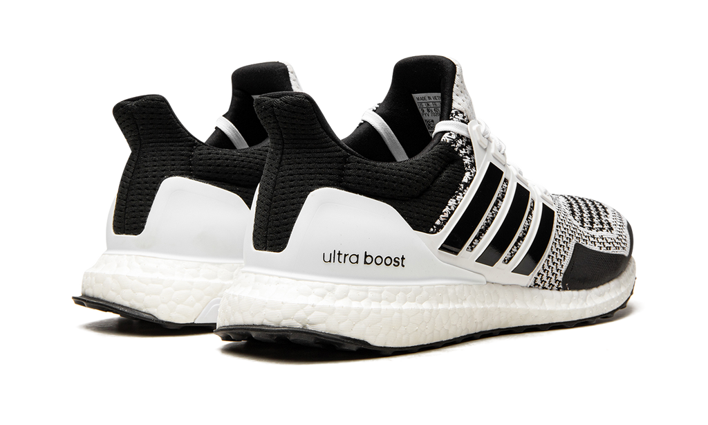 UltraBoost 1.0 DNA "Cookies And Cream" H68156