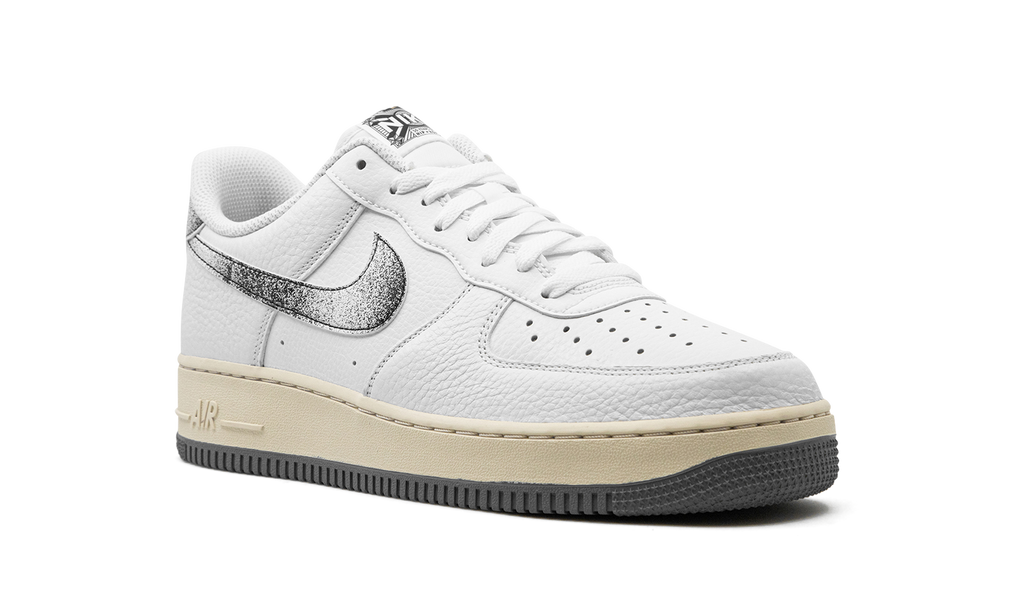 Air Force 1 Low "Classics" DV7183 100