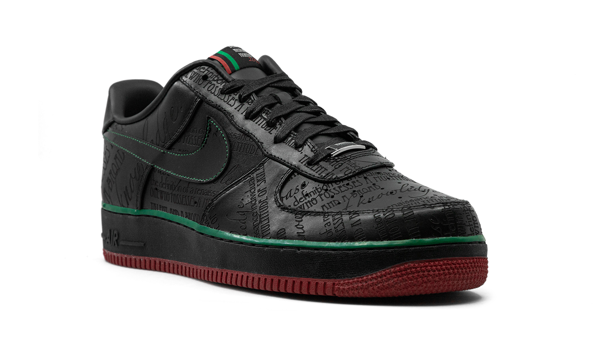 Air Force 1 Low Premium "Black" 318775 008