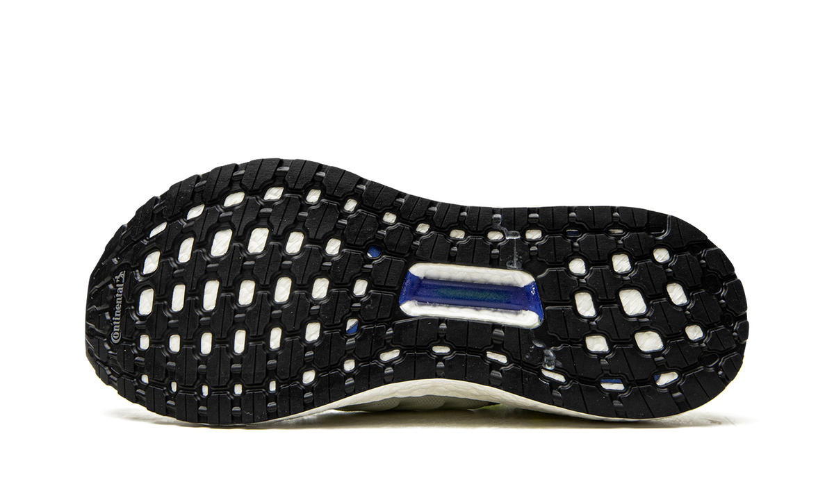 Ultraboost 18 "SNS Special Delivery" FV6012