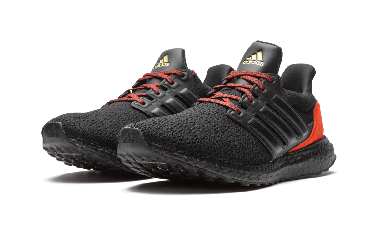 Ultraboost "Core Black / Red Suede" FW4899