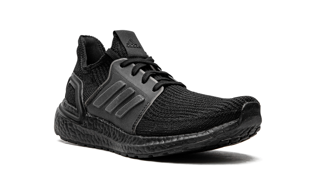 ULTRABOOST 19 WMNS "Triple Black" EF1345