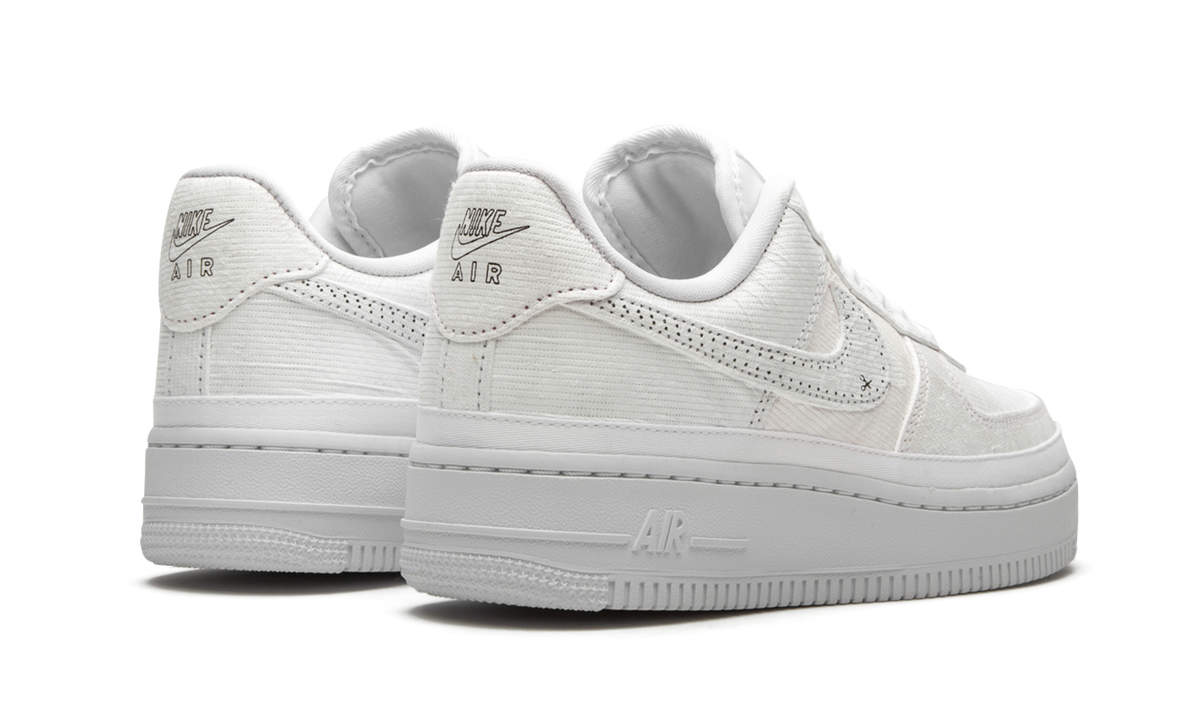 AIR FORCE 1 LO LX WMNS "Reveal - Black Swoosh" CJ1650 100